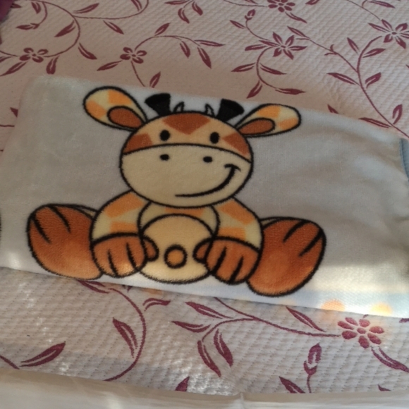 Children's Cozy Plush blanket 54" x 43.5" - Picture 10 of 11